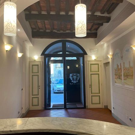 Bnb Dimora dei Guelfi Lucca Exterior foto
